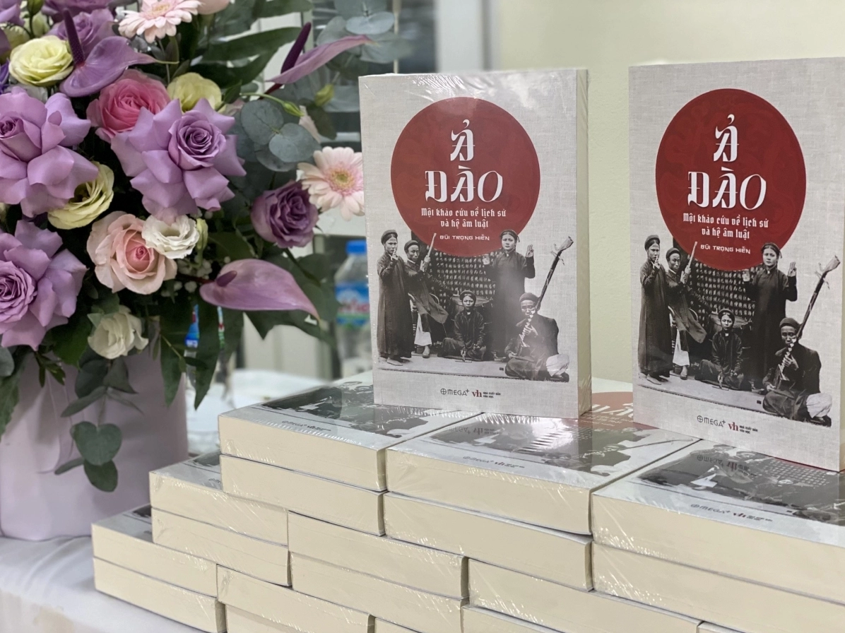 "Ả Đào- Một khảo cứu về lịch sử và hệ âm luật" từ một công trình nghiên cứu đã xuất bản thành sách mang giá trị thương mại được xem như cách thức ứng dụng nghiên cứu vào thực tiễn của Viện Văn hóa Nghệ thuật quốc gia Việt Nam.