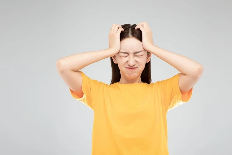 kho_chiu_trong_nguoi_nguyen_nhan_dau_hieu_va_cach_phong_ngua_3_fd4d70042a